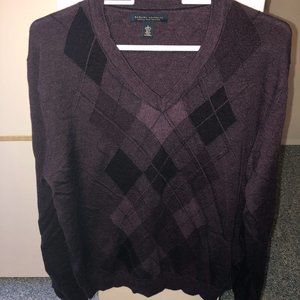 LAST CHANCE—Maroon argyle extra fine merino wool sweater